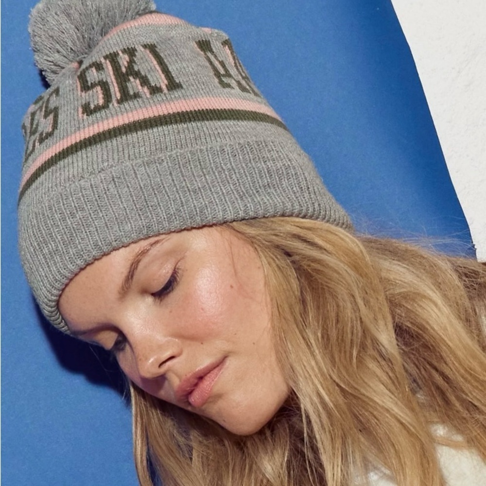 NWT Gray Knit Beanie with Pom Pom